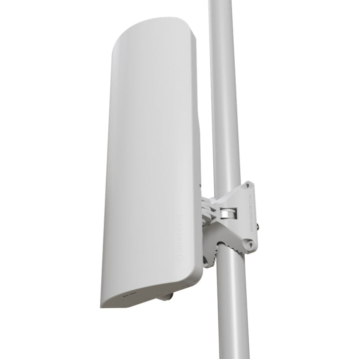 MikroTik mANTBox ax 15s Dual Pol Sector Antenna (INTL Version) [L22UGS-5HaxD2HaxD-15S]